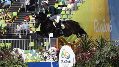 4 منتخبات بلا أخطاء تتنافس على ذهبية قفز السدود بالأولمبياد