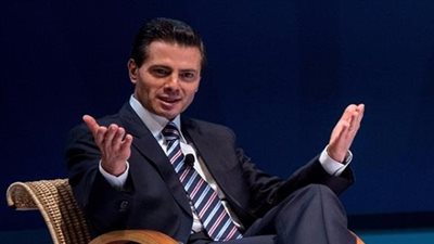 رئيس المكسيك مستعد للقاء ترامب بعد أن شبهه بهتلر وموسوليني