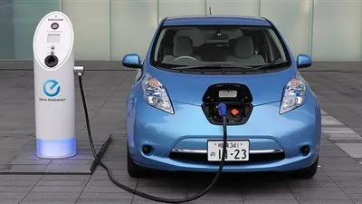 تدشين أول محطة لشحن السيارات الكهربائية في الإمارات 