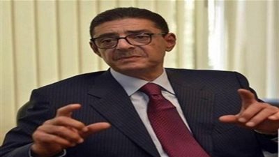 خطأ كارثي لمحمود طاهر على الهواء 