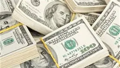 رويترز: السوق السوداء لتجارة العملة في مصر تواصل نشاطها في الخفاء