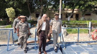 مدير أمن المنيا يتابع العمل بقسمي المسطحات والإنقاذ النهري (صور)