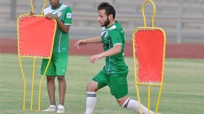 مصعب اللحام يدحض مزاعم رحيله عن نجران