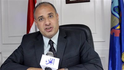 محافظ البحيرة: إمداد المزارعين بالمواد اللازمة 