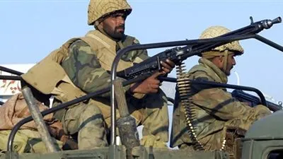 القوات الباكستانية تقتل 9 إرهابيين 