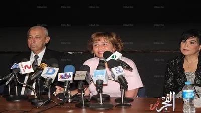  إلهام شاهين تطمئن الجمهور على نجلاء فتحي هاتفياً (فيديو)