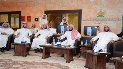 وزير العدل يقف ميدانياً على مشاريع الوزارة الإلكترونية