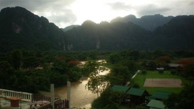 هل تعلم أين تقع جمهوريّة لاوس؟