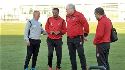 عضو الأهلي: مصر كلها حزينة علي رحيل 