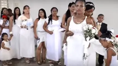 زواج جماعي في سجن بكولومبيا (فيديو)