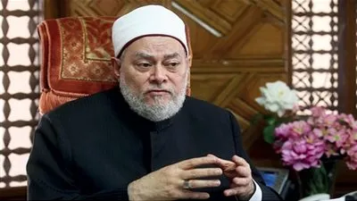 على جمعة: العلماء اختلفوا في وجوبِ الحجِّ