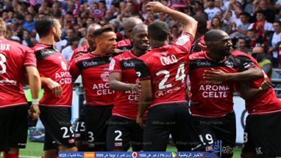 مارسيليا يتلقى الهزيمة الأولى بالدوري الفرنسي أمام جانجون