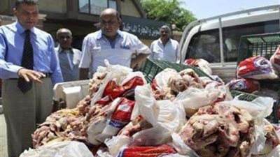 ضبط 250 كيلو لحوم فاسدة داخل مطعم شهير ببورسعيد