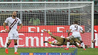 بالفيديو.. حارس ميلان يتألق ويتصدى لركلة جزاء في الدقيقة الأخيرة