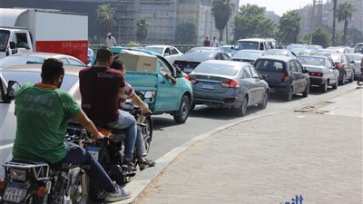زحام مروري بشارع التحرير ووسط البلد.. (صور)