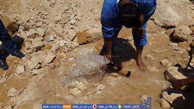 إزالة 3 تعديات علي خط مياه الشرب في مطروح (صور)