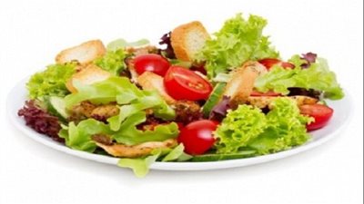 طريقة تحضير سلطة السيزر باللوز