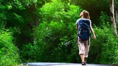 دراسة: النساء خارج المدن يعشن أطول