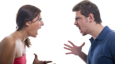 دراسة: لا تجادل زوجتك شهري أغسطس ومارس.. السبب صادم!