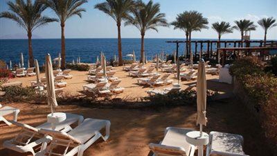 فاينانشال تايمز: السياحة في مصر الأكثر تضررا من الهجمات الإرهابية