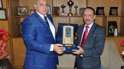 مدير أمن السويس يستقبل القنصل السعودي (صور)