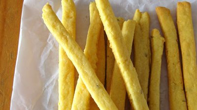 طريقة عمل أعواد الجبن التشيدر