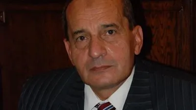 وزير الزراعة يكلف بسرعة إعداد حصر أراضى منطقة العجمي بـ