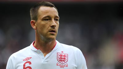 مدرب إنجلترا يفتح الباب أمام عودة جون تيري 