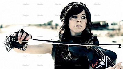 لينزي سترلينج تحاول تجاوز محن شخصية في ألبومها الجديد