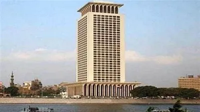 الخارجية: إصابة 10 مصريين بطرابلس في انفجار أنبوبة غاز