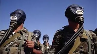 سوريا تتهم فرنسا بالمسؤولية عن هجوم كيماوي أدى لتدخل بريطانيا 