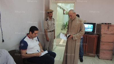 مديرية أمن المنيا تنظم قافلة طبية للضباط والمواطنين (صور)