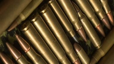 ضبط بندقيتين خرطوش بحوزة عامل في الضبعة بقصد الإتجار