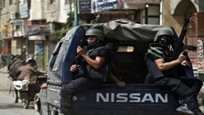 ضبط 8 كيلو هيروين وأسلحة آلية بعد اشتباكات بين الأمن ومُسجلين بمنطقة الروبيكى