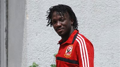 موسى يدان يطمئن على لاعبي الأهلي