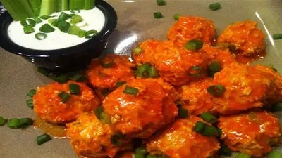 طريقة عمل كرات الدجاج بصلصة بافلو اللذيذة