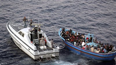 هجوم مسلح على سفينة إنقاذ مهاجرين في السواحل الليبية