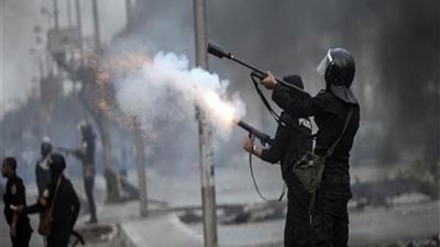 شرطة زيمبابوي تطلق الغاز المسيل للدموع لتفريق متظاهري المعارضة