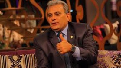 رئيس جامعة القاهرة: 