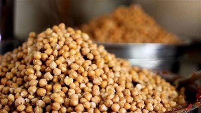أخصائي صحة عامة: على النساء الإكثار من تناول الحمص