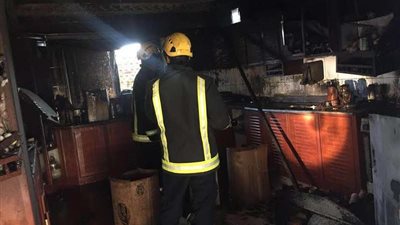 نجاة عائلة سعودية من حريق الْتهم منزلهم بـ