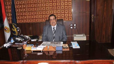 تقفز من أعلى عقار بعد فضح علاقتها مع 