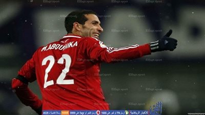 نجم الأهلي يعلق على لعنة قميص 