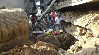 انهيار 3 عقارات غرب الإسكندرية جراء انفجار