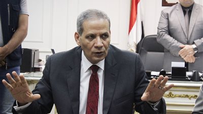 وزير التربية والتعليم يكشف سبب عجز 