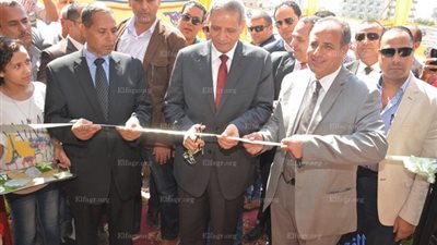 وزير التعليم يفتتح مجمع مدارس 