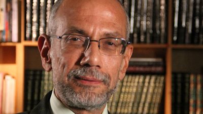 أيمن الصياد: الداخلية تتعنت في إخلاء سبيل 