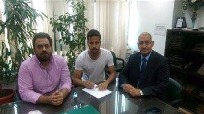 أحمد رفعت يوقع على استغناء انتقاله للزمالك