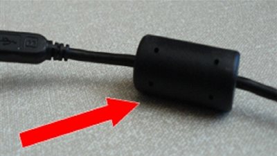 تعرف على سر القطعة البلاستيكية الموجودة على أسلاك شاحن اللاب توب