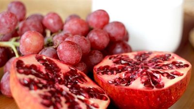 طريقتين لعمل  عصائرالرمان والعنب